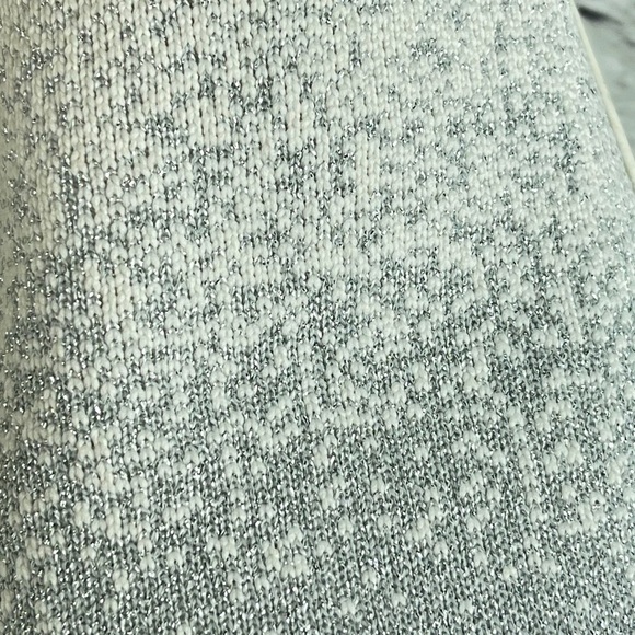 NWOB DKNY White Silver Slip On Sneakers size 8.5 - Picture 5 of 8